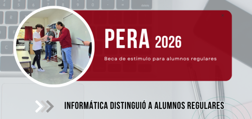 "PERA 2026, beca de estímulo para alumnos regulares. Docentes entregando reconocimiento a estudiantes en un aula de informática."